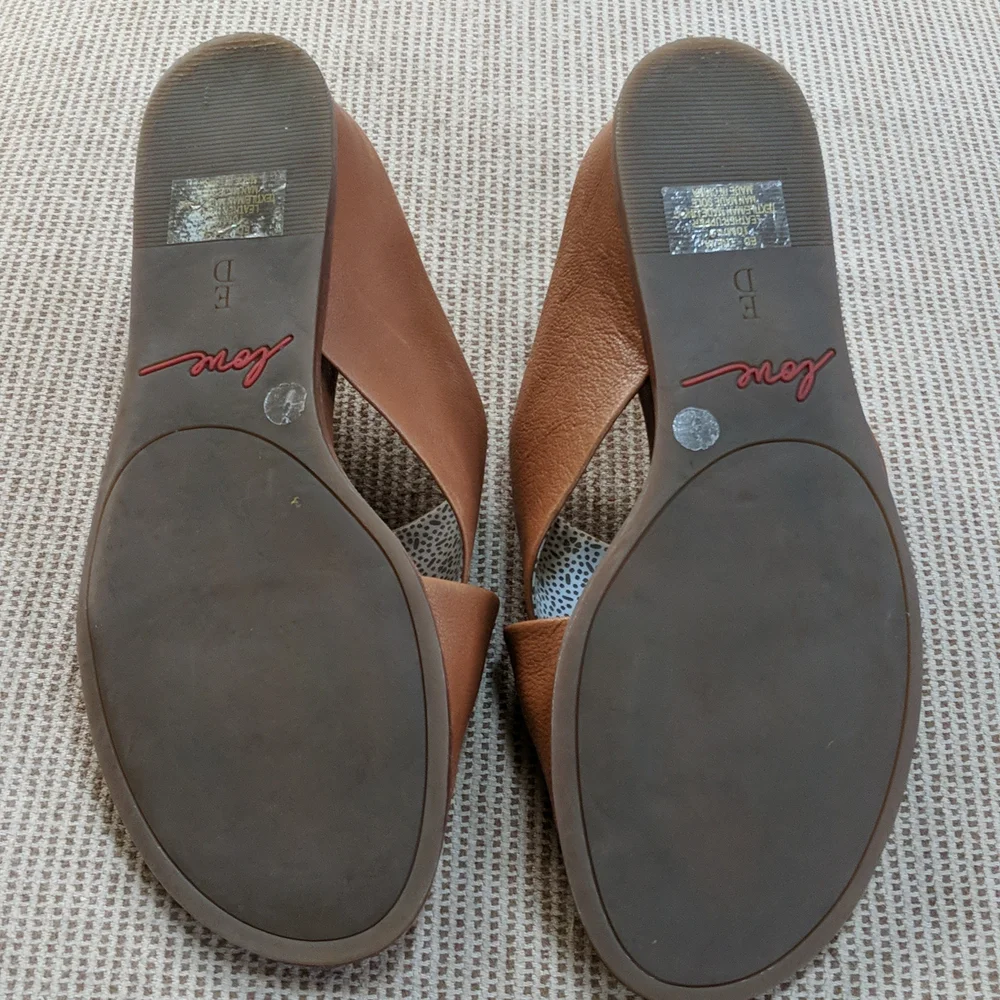 ED, Ellen DeGeneres leather,tan Treya, wedge slide sandal Sz 10